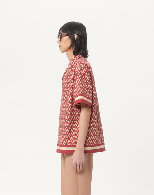  - Red/cream