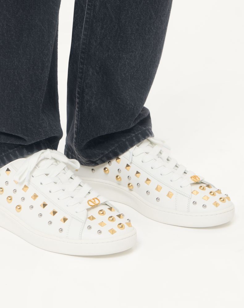 Valentino Garavani Royco Trainer In Nappa Calfskin With Stud Detail Man White/Gold/Silver 44.5