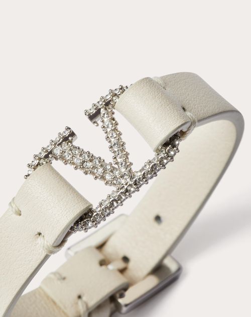 Valentino Garavani - Valentino Garavani Vlogo Signature Leather And Crystal Bracelet - Light Ivory - Woman - Jewelry