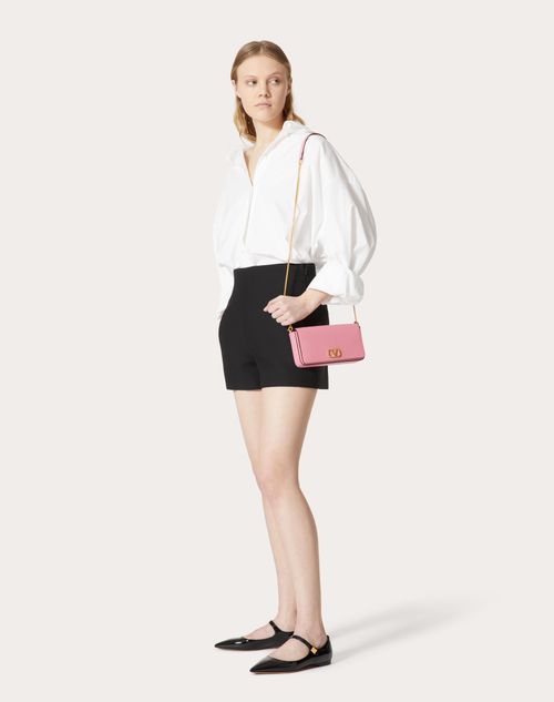 Valentino Garavani - Vlogo Signature Grainy Calfskin Pouch With Chain - Candy Rose - Woman - Bags