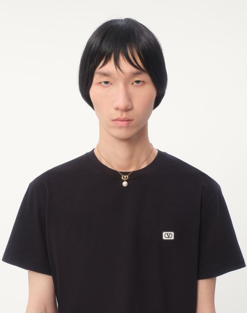 Valentino Garavani - Valentino Garavani Ovalette Metal Necklace With Enamel, Crystal, And Swarovski® Pearl - Gold/black - Man - Jewelry