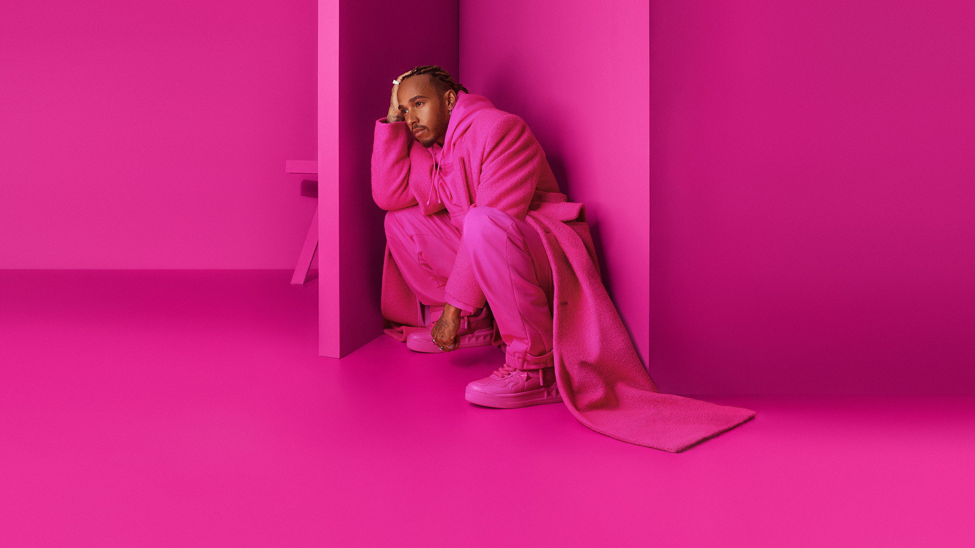 VALENTINO_LH_PINKPP_FW22-23_1920x1080