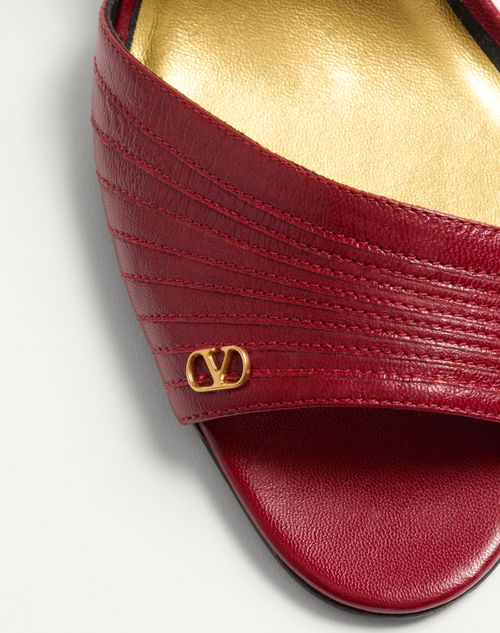  - Classic Red