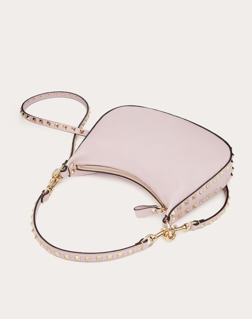 VALENTINO ROCKSTUD HOBO BAG  REVEAL AND STYLING 
