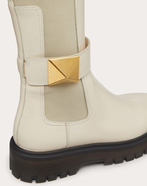 Valentino Garavani - One Stud Beatle In Calfskin 45mm - Light Ivory - Woman - Boots