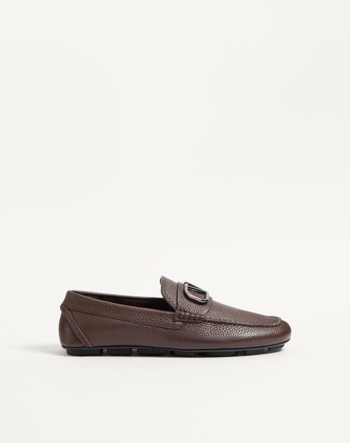 Valentino Garavani - Vlogo Signature Grainy Calfskin Driving Shoe - Fondant - Man - Vlogo Signature