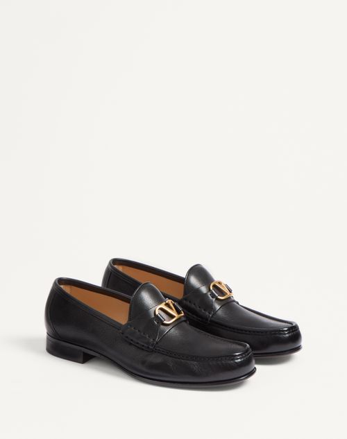 Vlogo Signature Buffalo Loafer for Man in Black | Valentino US Vlogo Signature Buffalo Loafer for Man in Black | Valentino US