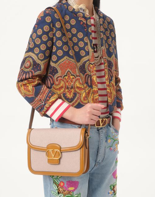  - Multicolour