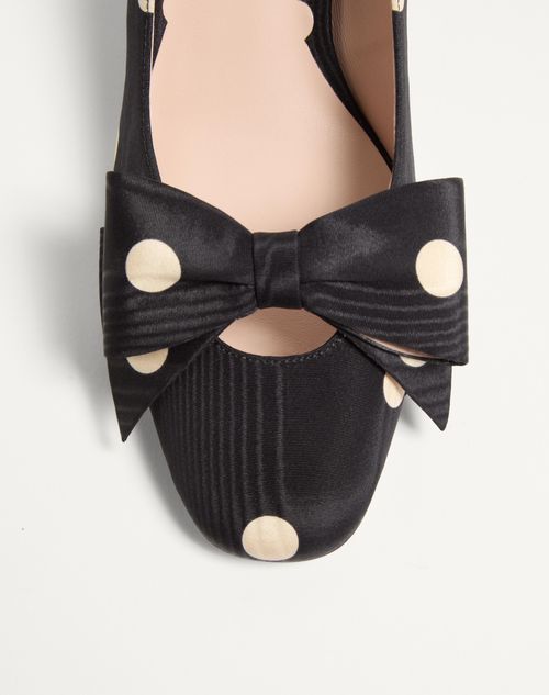  - Black/butter