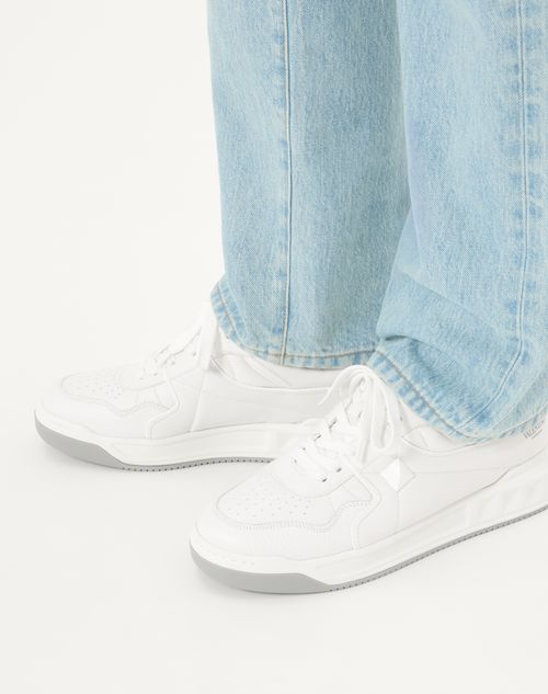 Valentino Garavani - One Stud Low-top Nappa Sneaker - White - Man - Trainers