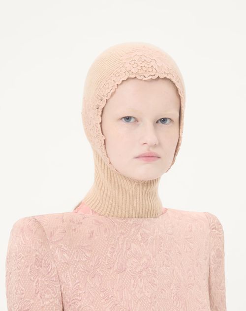 Valentino Garavani - Vlogo Signature Cashmere And Lace Hood - Alabaster - Woman - Soft Accessories - Accessories