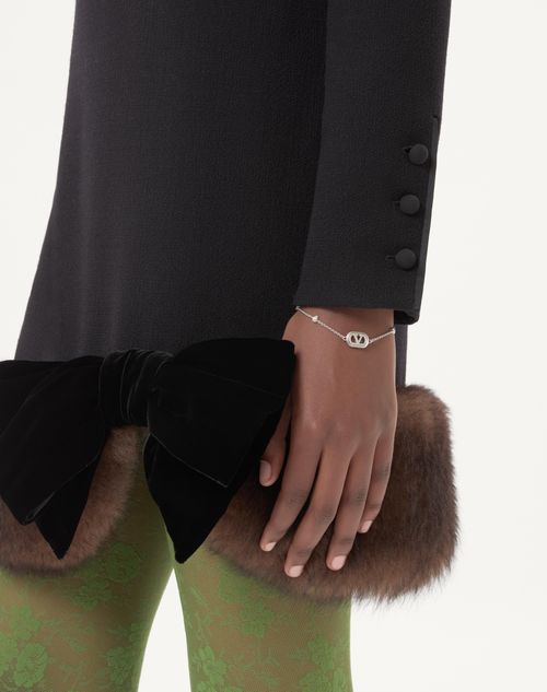 Valentino Garavani - Vlogo Signature Bracelet In Metal, Pearls And Swarovski® Crystals - Rhodium - Woman - Jewellery