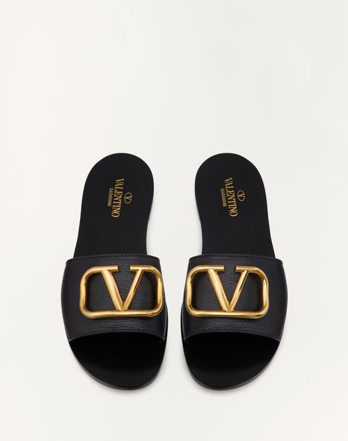 Claquettes Vlogo Signature En Cuir De Vachette Graine Avec Accessoire pour Femme en Noir Valentino FR