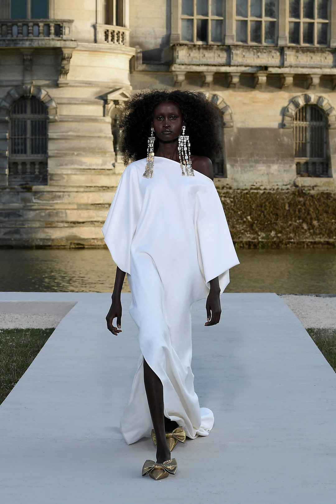 Valentino Pulls Out the Stops With Château de Chantilly Couture Show