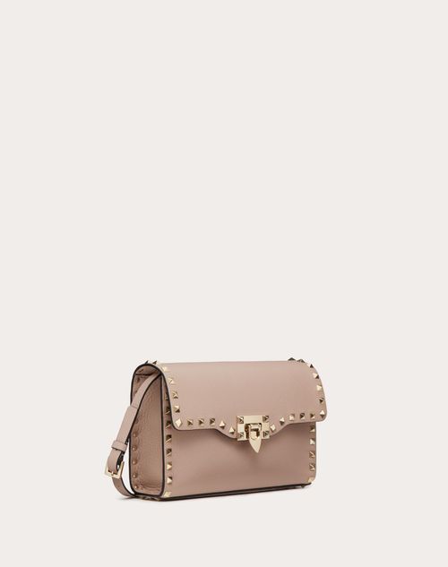 Small Rockstud Grainy Calfskin Crossbody Bag for Woman in Rouge Pur