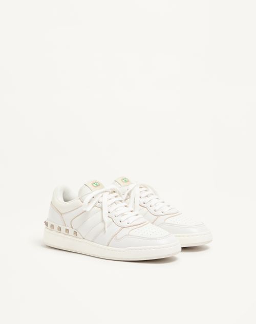 Valentino Garavani - Freedots Sneaker In Kidskin And Nappa Calfskin With Stud Detail - White - Man - Sneakers