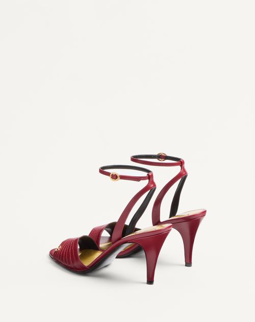  - Classic Red