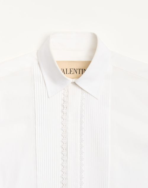 Valentino - Camicia Valentino In Popeline Di Cotone Con Plastron Plissettato E Dettagli In Pizzo - Bianco - Uomo - Camicie