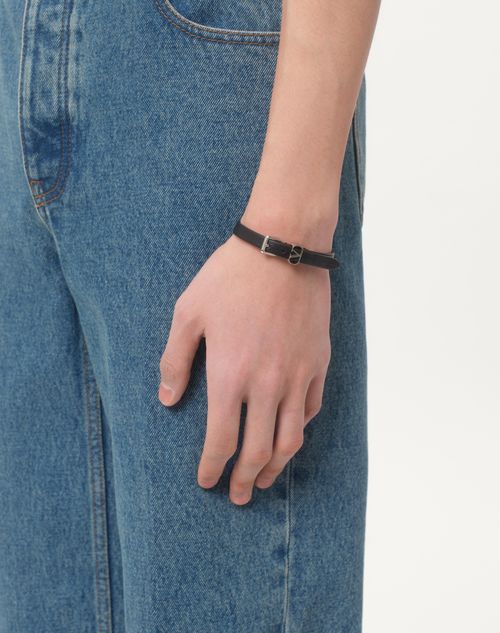 Valentino Garavani - Valentino Garavani Ovalette Calfskin Bracelet - Black - Man - Jewellery