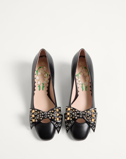 Valentino Garavani - BOWOW PUMP IN KIDSKIN WITH STUDS 45MM - Black - Woman - Pumps