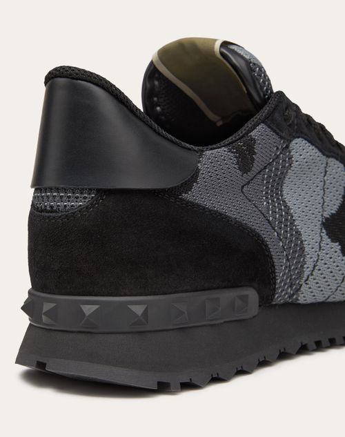 Mesh Fabric Camouflage Rockrunner Sneaker for Man in Black Mesh Fabric Camouflage Rockrunner Sneaker for Man in Black
