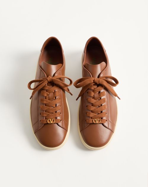 Valentino Garavani - Royco Sneaker In Nappa Calfskin - Tobacco - Man - Sneakers
