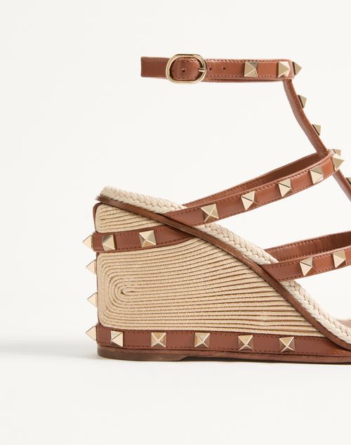 Valentino Garavani - Rockstud Calfskin Wedge Sandal With Cornely Embroidery 80mm - Saddle Brown/natural - Woman - Espadrilles And Wedges