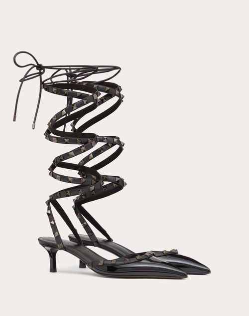 Valentino Garavani - Zapato Rockstud De Charol Con Tachuelas A Juego Y Con Tacón De 50 mm - Negro - Mujer - Calzado