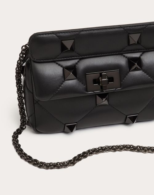 Valentino Garavani - Online Exclusive Small Nappa Roman Stud The Shoulder Bag With Chain And Tone-on-tone Studs - Black - Woman - Shoulder Bags