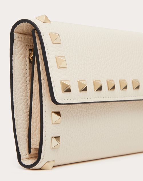 Valentino Garavani - Rockstud Wallet In Grainy Calfskin - Light Ivory - Woman - Wallets And Small Leather Goods