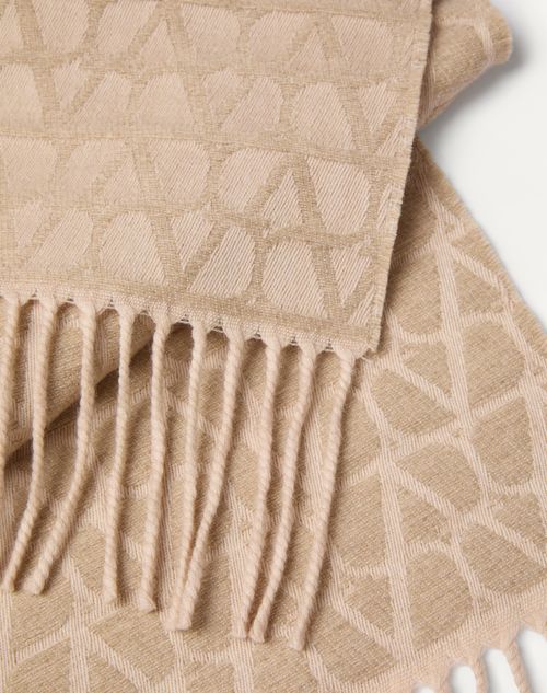  - Beige