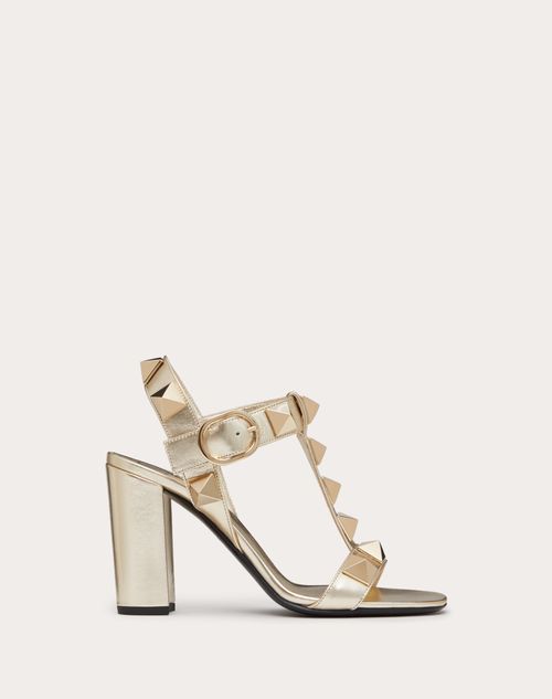 Valentino Garavani - Metallic Roman Stud Sandalen Aus Nappaleder Mit Abgestimmter Niete, 90 Mm - Platin - Frau - Sandalen