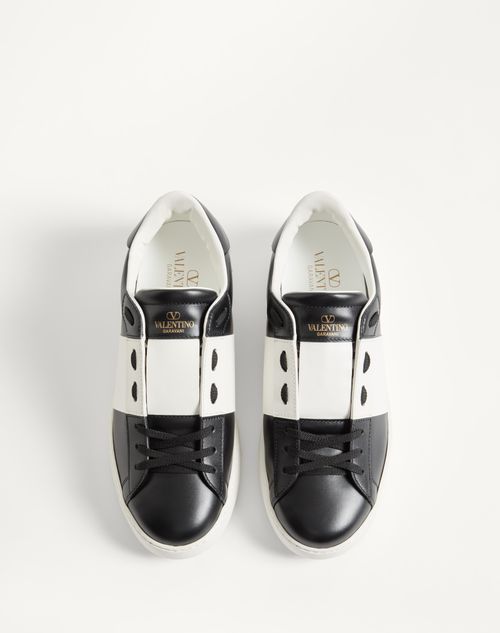 国内発送★VALENTINO★Studs Open スニーカー Valentino Garavani White & Pink Rockstud Open Sneakers