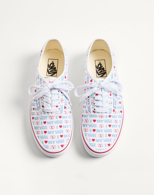 Valentino Garavani - Valentino Garavani And Vans Low-top Trainer In Valentino Vans Love Print Fabric - White - Man - Shelf - M Shoes - Vans