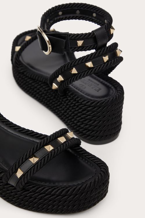 ✨高級品✨ VALENTINO サンダル ロックスタッズ 黒 22.3 | www