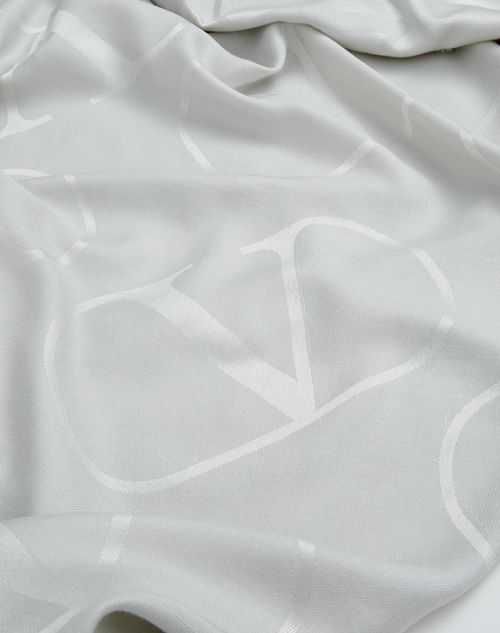 Valentino Garavani - Vlogo Signature Shawl With Lurex 140x140 Cm / 55.1x55.1 In. - Ivory/silver - Woman - Soft Accessories