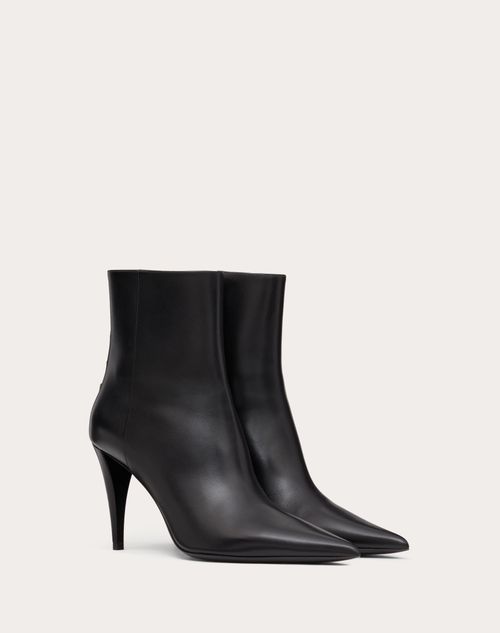 Valentino Garavani - Rockstud Calfskin Ankle Boot 90 Mm - Black - Woman - Woman Shoes Sale