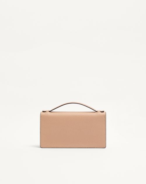 Valentino Garavani - Vlogo Signature Grainy Calfskin Wallet With Chain - Rose Sand - Woman - Wallets And Small Leather Goods