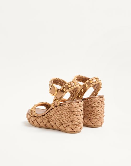 Valentino Garavani - Rockstud Wedge Sandal In Laminated Calfskin 100mm - Gold - Woman - Espadrilles And Wedges