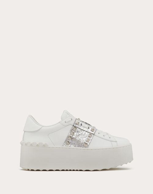 Valentino Garavani - Rockstud Untitled Flatform Trainer In Calfskin With Metallic 
crackle-effect Band - White/silver - Woman - Small Treats