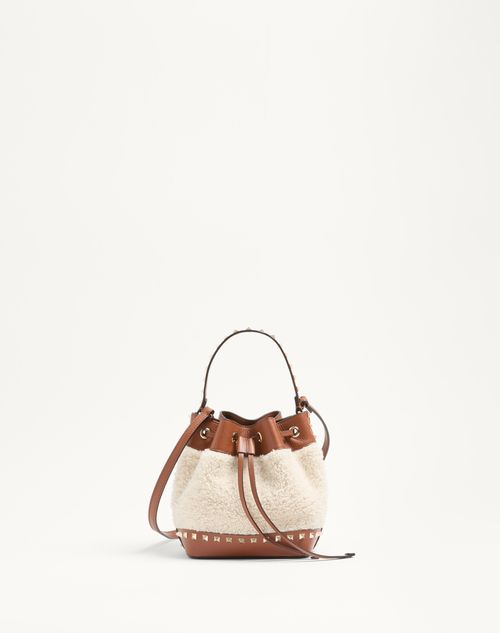 Valentino Garavani - Valentino Garavani Rockstud Shearling Bucket Bag - Natural/saddle Brown - Woman - Shoulder Bags