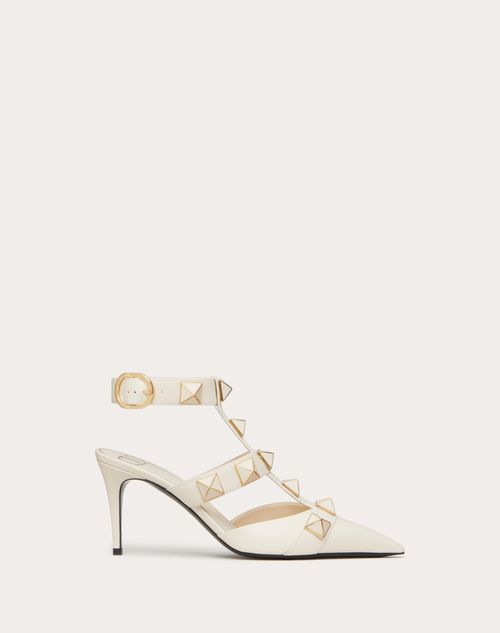 ROMAN STUD PUMP IN CALFSKIN WITH ENAMELED STUDS 80 MM ROMAN STUD PUMP IN CALFSKIN WITH ENAMELED STUDS 80 MM