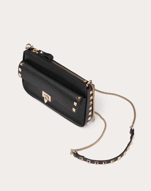 Rockstud Grainy Calfskin Chain Pouch for Woman in Black