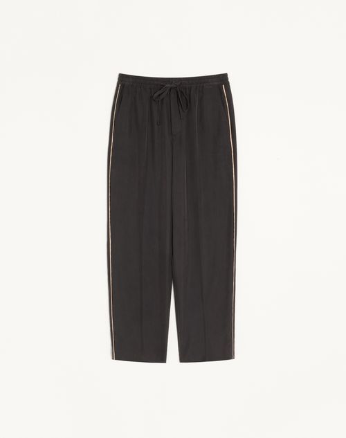 Valentino - Pantalone Valentino In Seta Lavata Con Piping Laterale A Contrasto - Nero - Uomo - Pantaloni E Shorts