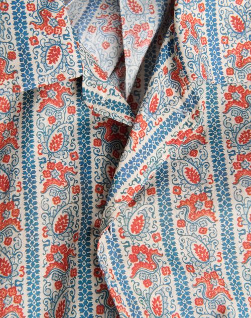  - Beige/blue/red
