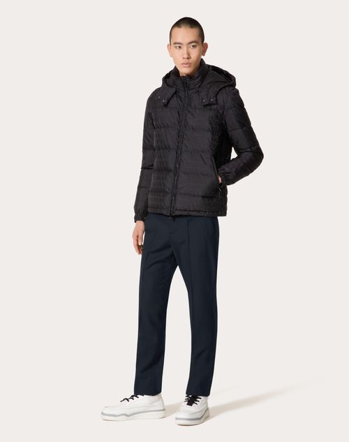 Valentino - Daunenjacke Aus Nylon Mit Toile Iconographe-muster - Marineblau - Mann - Jacken & Winterjacken