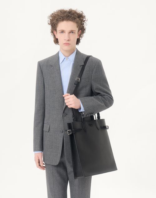 Valentino Garavani - ヴァレンティノ ガラヴァーニ アンティーブ グレインレザー ミディアム トート - ブラック - メンズ - トート