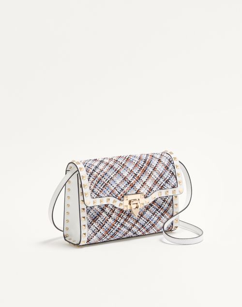 Valentino Garavani - Borsa A Tracolla Piccola Valentino Garavani Rockstud In Tessuto Intrecciato - Bianco/multicolor - Donna - Rockstud - Bags