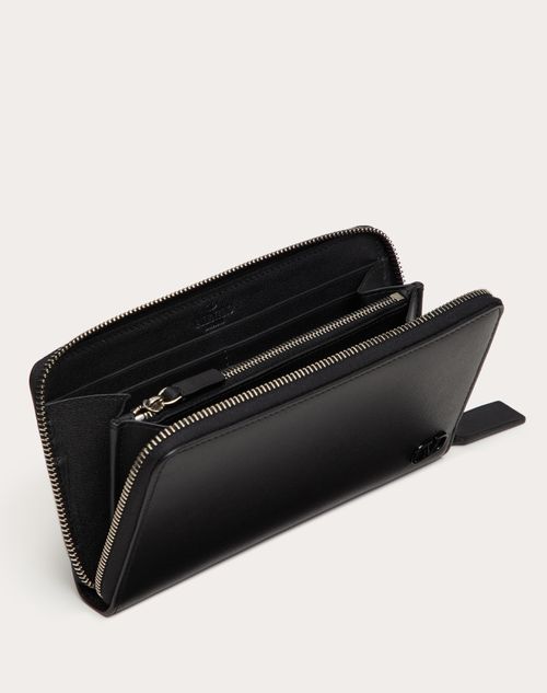 Valentino v logo online wallet