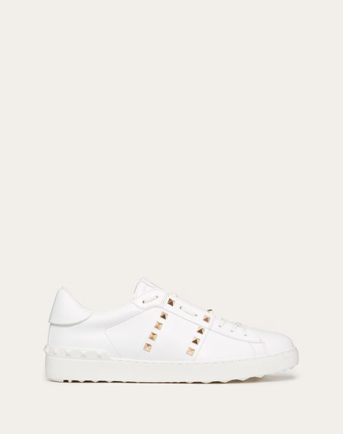 ロックスタッズ アンタイトルド カーフスキン スニーカー For 男性 インチ ホワイト Valentino Jp